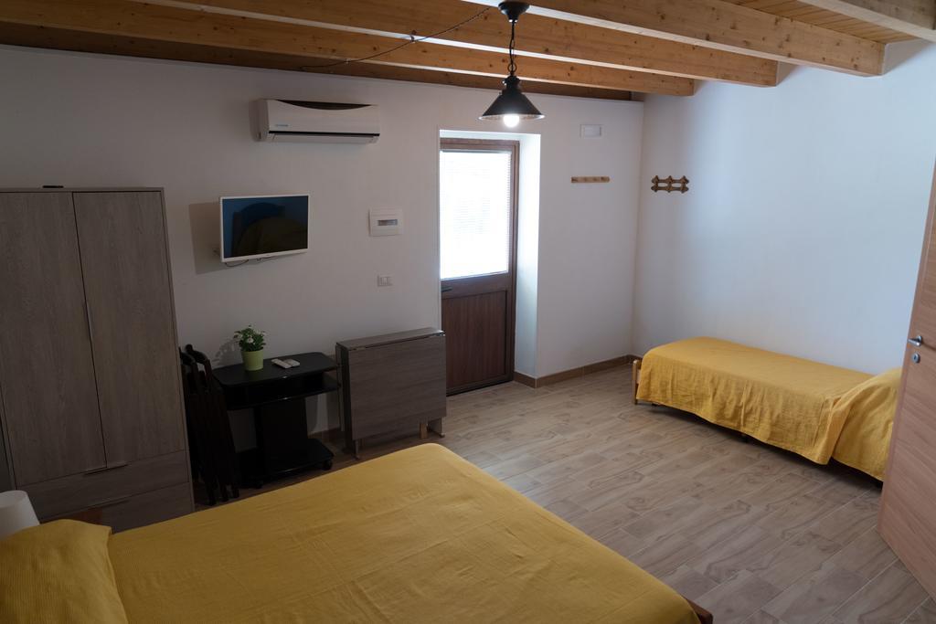 Fontana La Pietra Villa Pisticci Eksteriør billede
