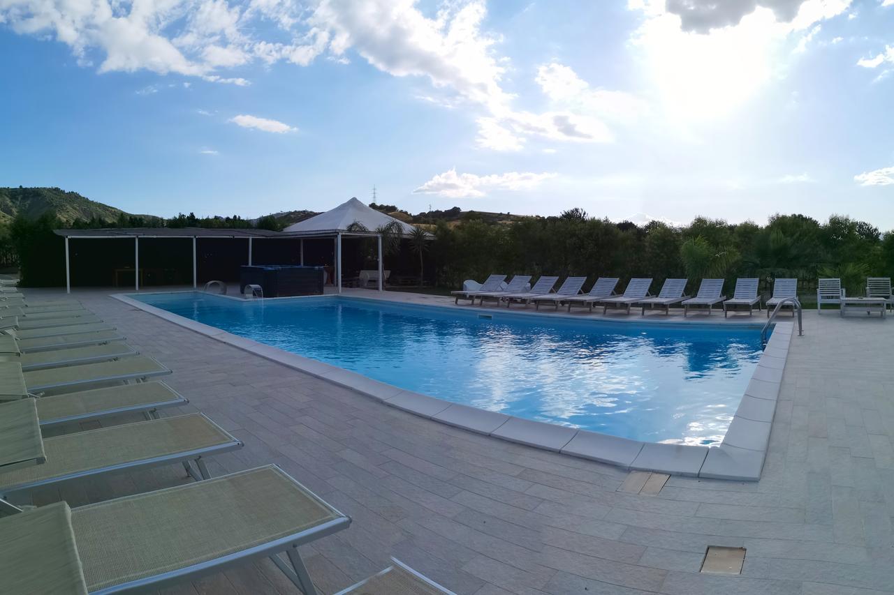 Fontana La Pietra Villa Pisticci Eksteriør billede